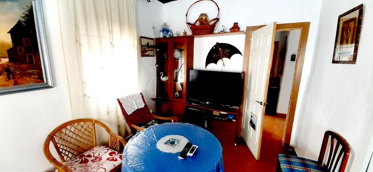 Charming House In Illar With Mountain View And Balcony Villa Eksteriør billede