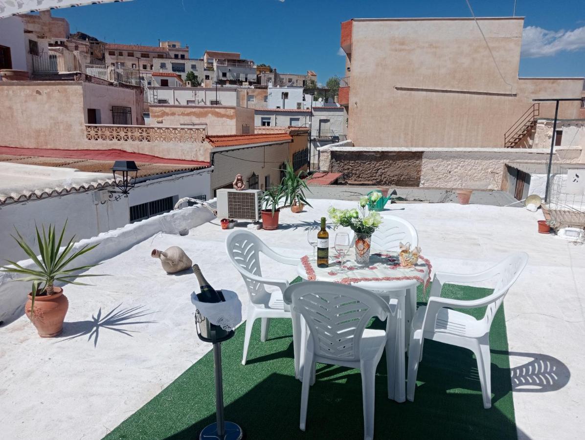 Charming House In Illar With Mountain View And Balcony Villa Eksteriør billede
